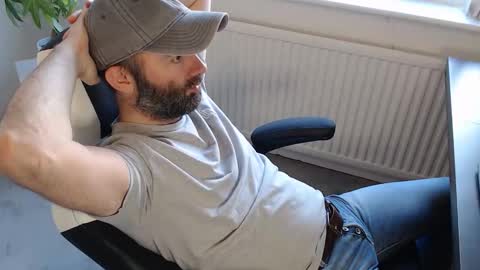 Snapshot of the_sensual_masturwait chatting on 09-30-25, 07:13 the_sensual_masturwait online show from 09-30-25, 07:13