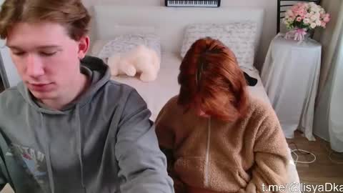 the_slutty_fox online show from 04-20-26, 06:16