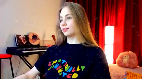 Snapshot of the_steel_magnolia_ chatting on 12-05-25, 08:05 Ally STREAMING ON TWITCH NOW Check my Twitter for updates online show from 12-05-25, 08:05