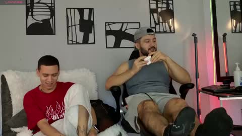 Snapshot of the_suite_boys chatting on 03-30-26, 03:40 Damian and Nico online show from 03-30-26, 03:40