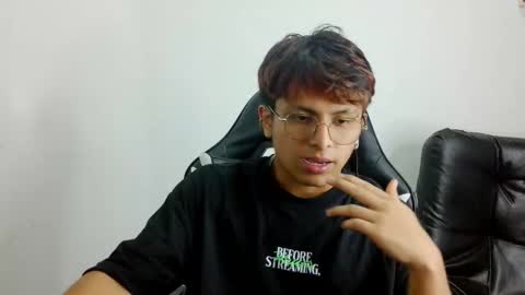 Snapshot of the_weed_guys chatting on 02-10-26, 01:43 Danny online show from 02-10-26, 01:43