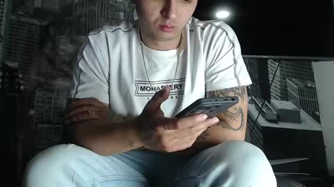 Miguel Angel online show from 12-15-24, 08:41