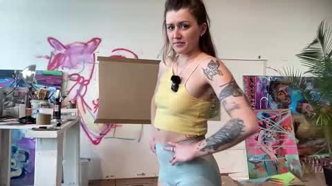 Snapshot of theartisttype chatting on 04-09-26, 10:15 Arabella online show from 04-09-26, 10:15