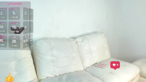 Snapshot of thebadwolf818 chatting on 11-25-25, 12:27 thebadwolf818 online show from 11-25-25, 12:27