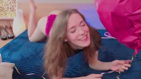 Emma 3 online show from 06-20-26, 08:50