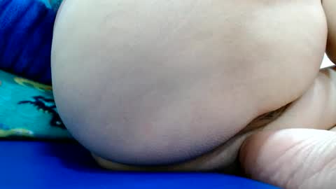 Snapshot of thebestpussyhairy chatting on 12-21-24, 09:55 Karla online show from 12-21-24, 09:55