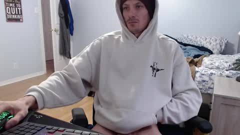 Snapshot of thebigbamboo26 chatting on 12-18-25, 04:35 thebigbamboo26 online show from 12-18-25, 04:35