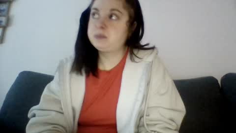 Snapshot of theblackdiamond194588 chatting on 12-17-24, 12:54 raissa online show from 12-17-24, 12:54