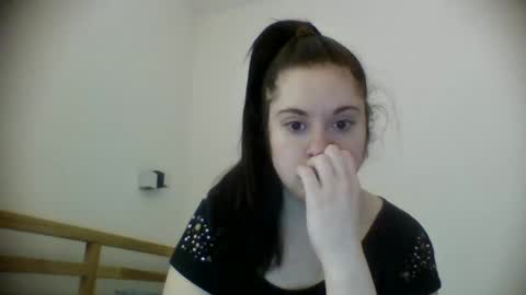 Snapshot of theblackdiamond194588 chatting on 01-08-25, 08:27 raissa online show from 01-08-25, 08:27