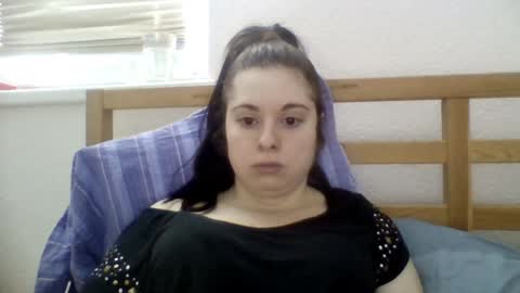 Snapshot of theblackdiamond194588 chatting on 01-09-25, 01:13 raissa online show from 01-09-25, 01:13