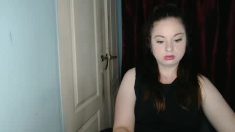 Snapshot of theblackdiamond194588 chatting on 09-15-25, 07:52 raissa online show from 09-15-25, 07:52
