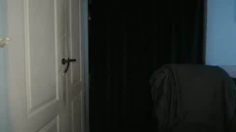 Snapshot of theblackdiamond194588 chatting on 03-21-26, 02:09 raissa online show from 03-21-26, 02:09