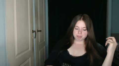 Snapshot of theblackdiamond194588 chatting on 07-16-26, 01:50 raissa online show from 07-16-26, 01:50