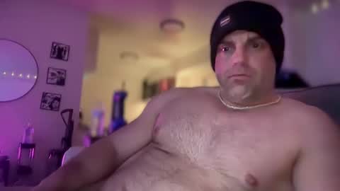 Snapshot of thebuzz777 chatting on 01-30-25, 11:33 theBuzz777 online show from 01-30-25, 11:33