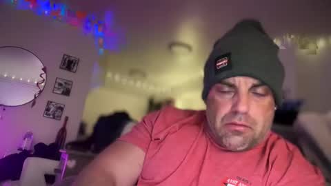 Snapshot of thebuzz777 chatting on 02-05-25, 08:43 theBuzz777 online show from 02-05-25, 08:43