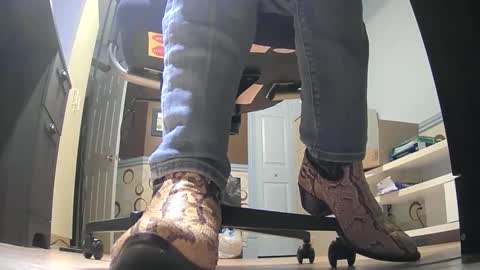 thecowboy_74 online show from 10-25-25, 03:36