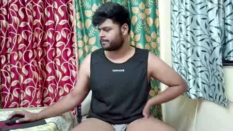 thecuteboyy online show from 05-25-26, 06:25
