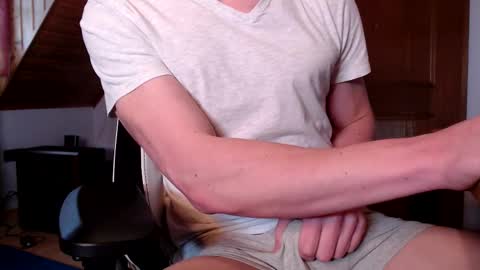 Snapshot of thedome372 chatting on 01-11-26, 10:53 thedome372 online show from 01-11-26, 10:53