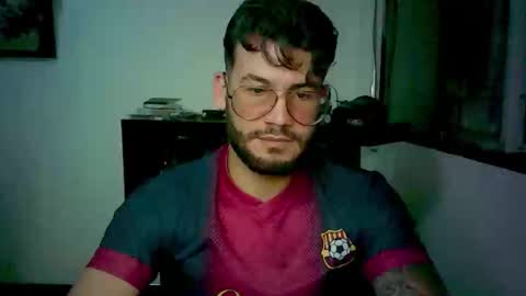 Snapshot of thedragonboyxxx chatting on 03-12-26, 05:46 thedragonboyxxx online show from 03-12-26, 05:46