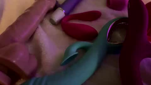 thedragonfly219 online show from 04-25-26, 11:57