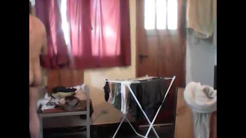 Snapshot of thedudnextdoor chatting on 02-07-26, 07:50 thedudnextdoor online show from 02-07-26, 07:50