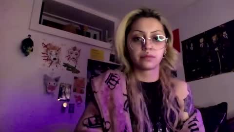 KIng Venus online show from 12-23-24, 02:13