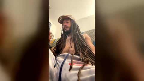 Snapshot of theekingcapo chatting on 05-10-26, 03:33 king capo thee online show from 05-10-26, 03:33