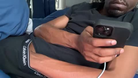 theeshooterr online show from 12-17-24, 03:17