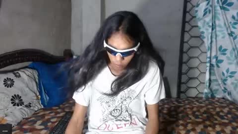 Snapshot of theesotericgoats chatting on 04-28-26, 04:06 las cabras online show from 04-28-26, 04:06
