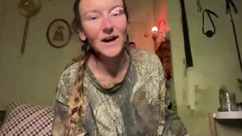 Fae online show from 10-30-25, 09:48