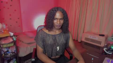 Snapshot of thegoldenbitch chatting on 06-30-26, 12:11 Goldie online show from 06-30-26, 12:11