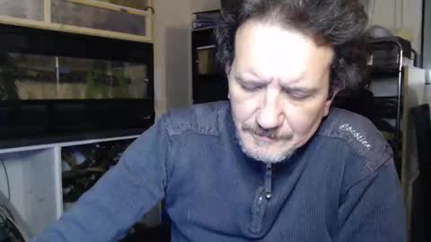 Green online show from 12-13-25, 09:31