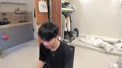 Green online show from 09-26-25, 07:34