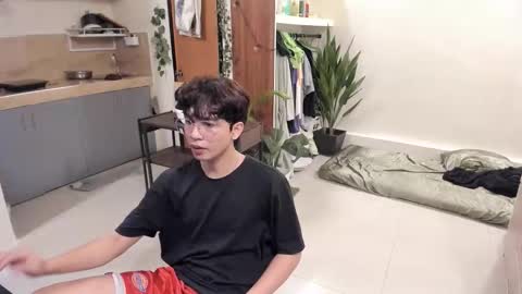 Green online show from 11-19-25, 12:27