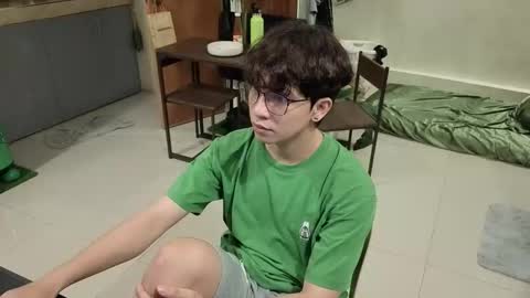 Snapshot of thegreenmagus chatting on 02-06-26, 07:17 Green online show from 02-06-26, 07:17