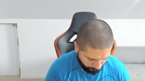 Snapshot of theguardian7 chatting on 11-25-25, 11:10 theguardian7 online show from 11-25-25, 11:10