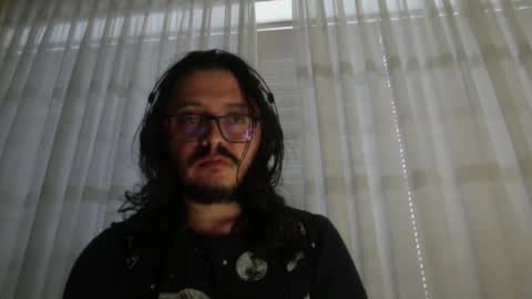 Snapshot of theguitarmistery chatting on 03-08-25, 06:47 theguitarmistery online show from 03-08-25, 06:47