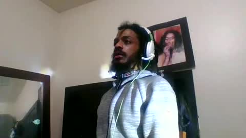 Snapshot of theguyss678 chatting on 02-04-25, 03:00 Arching4Life online show from 02-04-25, 03:00