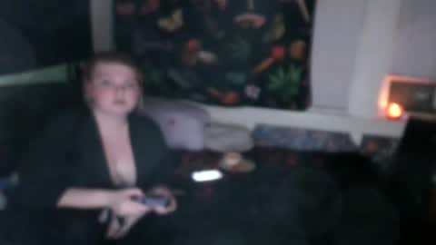 Snapshot of thehotfoxdd chatting on 09-20-25, 04:46 fuzzyfox online show from 09-20-25, 04:46