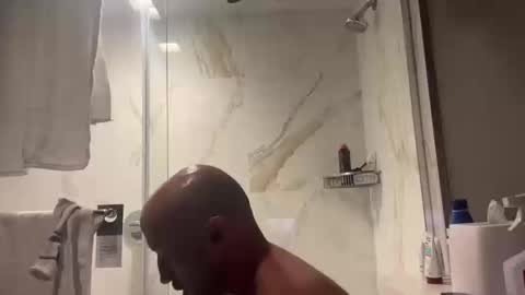 thehotlatindude100 online show from 04-11-26, 02:43