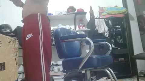 thehousedog online show from 01-10-26, 12:12