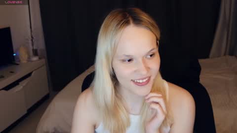 Lily online show from 06-13-26, 09:35