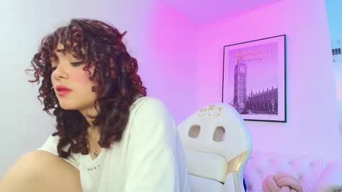 Theia  online show from 01-12-25, 03:46