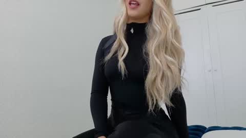 Lily Marie online show from 05-14-26, 06:47