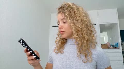 Lily Marie online show from 06-09-26, 07:14