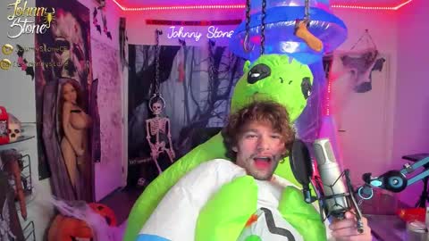 Johnny Stone online show from 10-18-25, 12:57