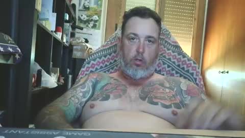 Snapshot of thekier chatting on 05-23-26, 09:35 thekier online show from 05-23-26, 09:35