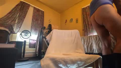 Snapshot of thekinkside chatting on 07-17-26, 06:13 KinkSide online show from 07-17-26, 06:13