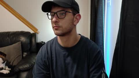 Snapshot of thekodyy chatting on 12-20-25, 01:40 thekodyy online show from 12-20-25, 01:40