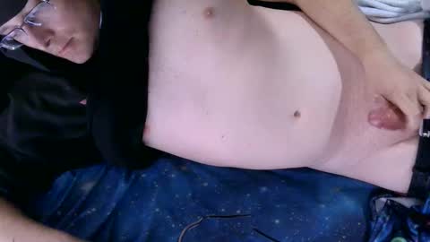 Snapshot of thelaststraightguy chatting on 12-14-25, 06:34 thelaststraightguy online show from 12-14-25, 06:34